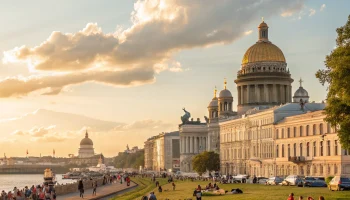 Погода на День города в Петербурге: тепло, без дождей и с долгим световым днём