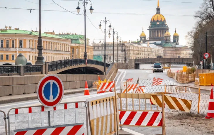Перекрытия в Петербурге к Дню города продлятся до начала июня Перекрытия в Петербурге к Дню города продлятся до начала июня